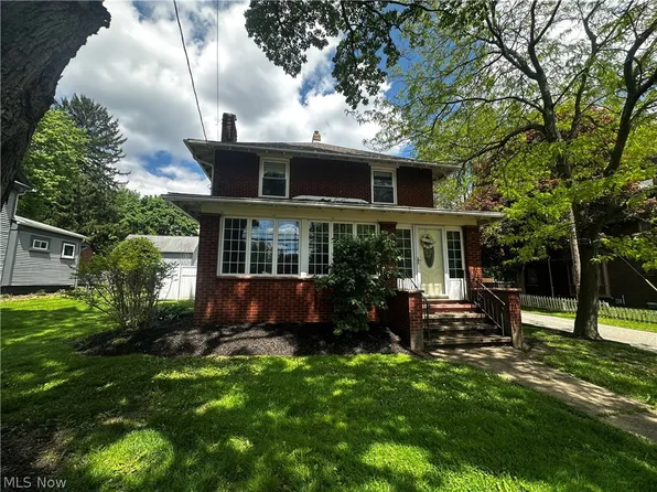 3771 Edison St NW, Uniontown, OH 44685