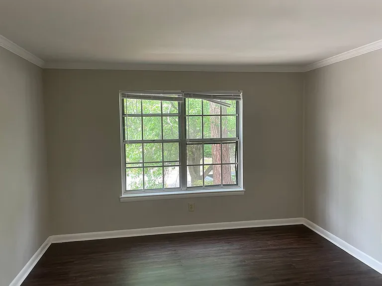 2727 Highland Ave S #108 — Photo 3