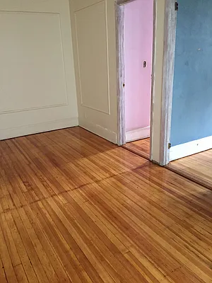 Rented by Metroline Realty | media 16