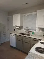1219 Ashley Hall Rd #B — Photo 6
