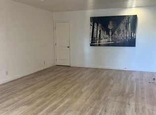 2756 N Kenneth Rd, Burbank, CA 91504