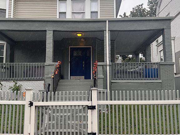 2nd image of 814 S 12th St Floor 2
