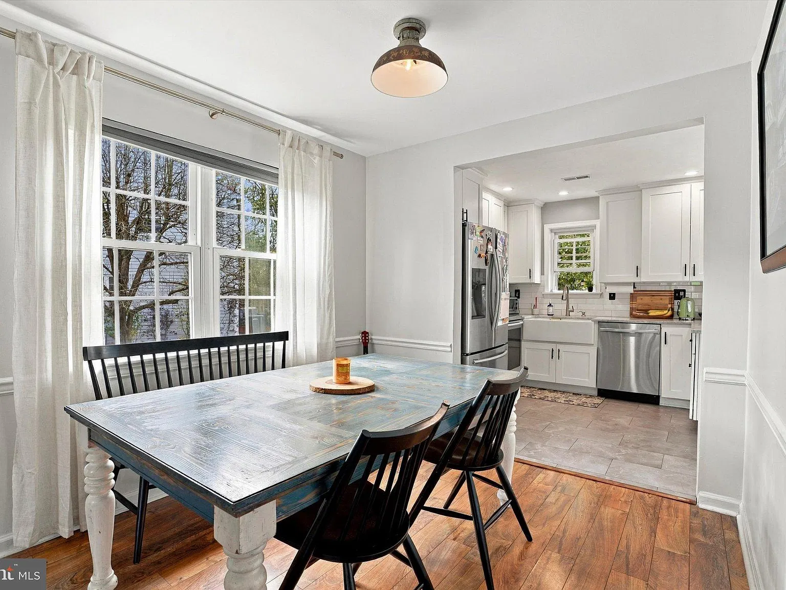 3 bed, 2.5 bath, 2014 sqft, $3,500 — Photo 3