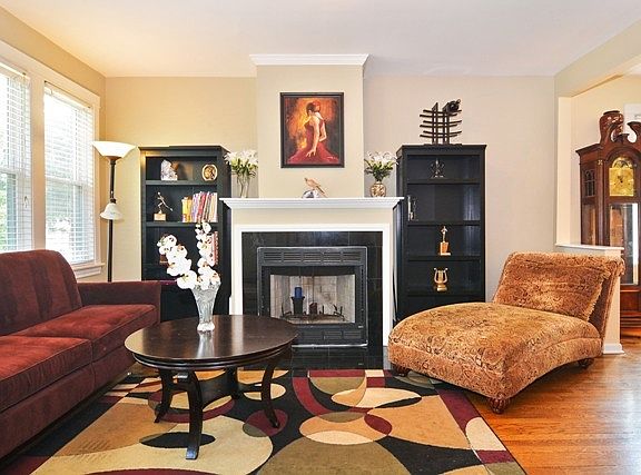 2nd image of 4417 W Leland Ave