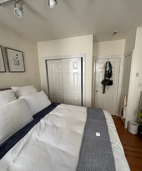 217 W 16th St #B — Photo 5