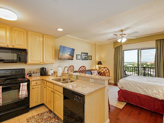 5th image of 215 W College Ave APT 504