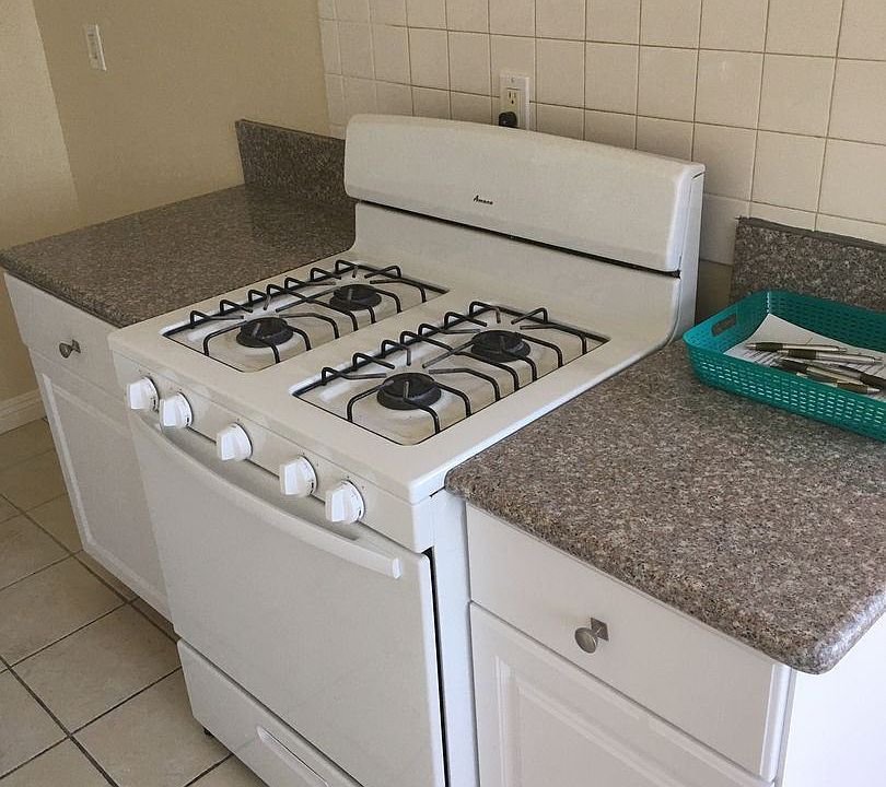 1st image of 11621 Stuart Dr APT 3
