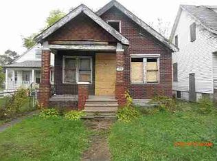 8905 Vinton St, Detroit, MI 48213