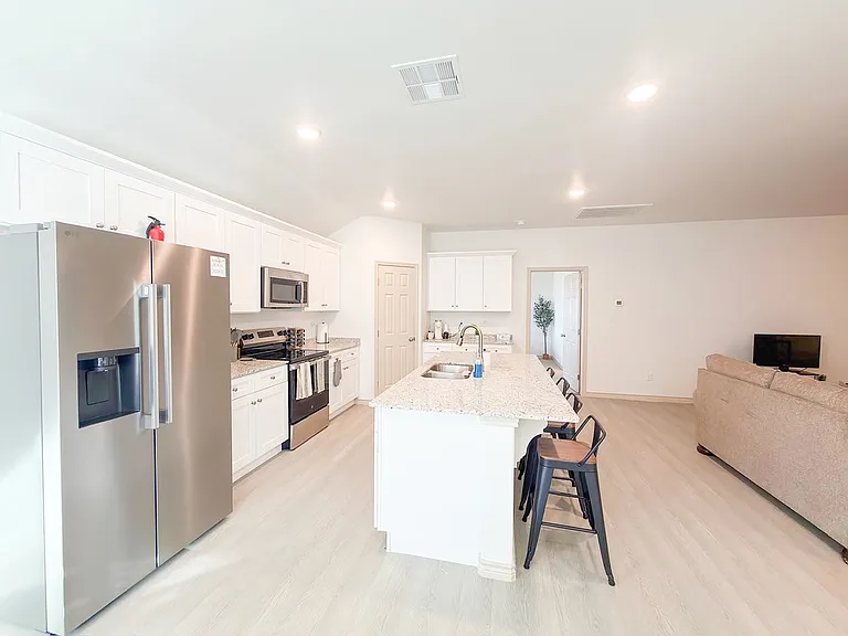 1337 Bajada St — Photo 9