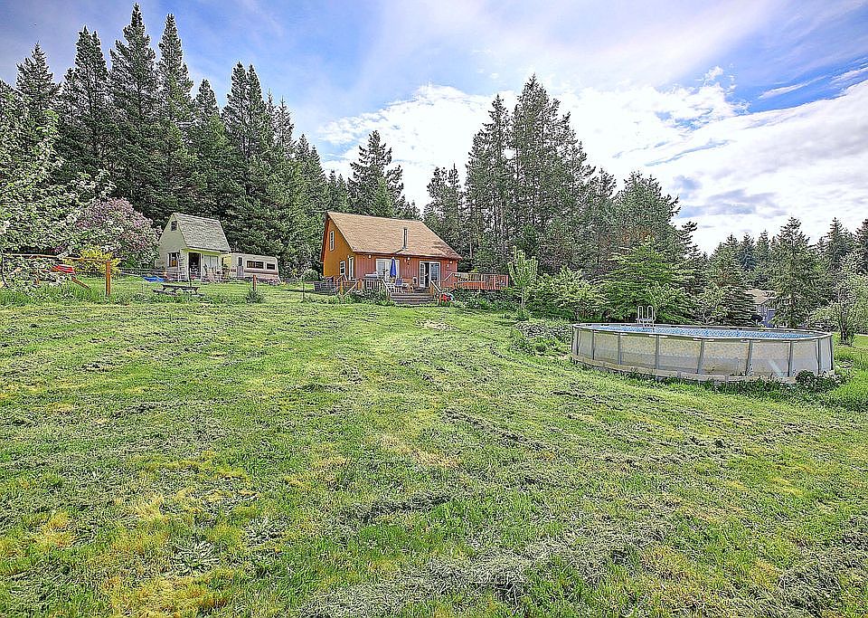 1st image of 785 Lisa Ln