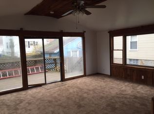 32 Crapo St #1, New Bedford, MA 02740