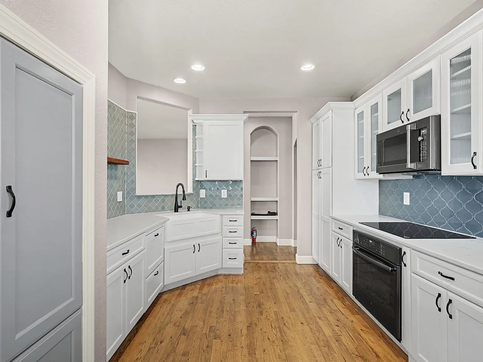 2 bed, 1641 sqft, $2,000 — Photo 3