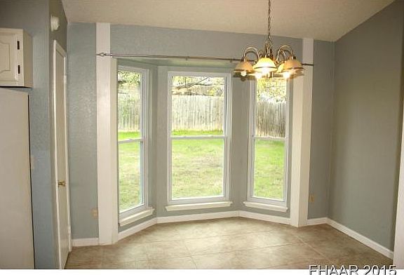 4th image of 1608 Bobby Lee Dr
