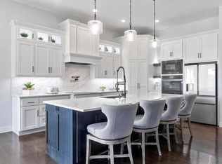 8752 Greeley St, Lenexa, KS 66227