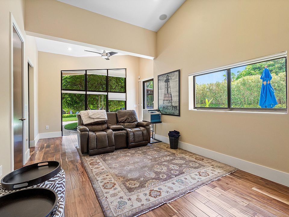 1st image of 2738 NE 16th Street