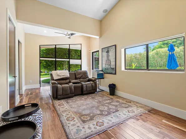 2738 NE 16th Street, Fort Lauderdale, FL 33304