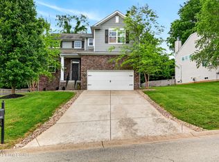 9804 Creek View Estates Dr, Louisville, KY 40291