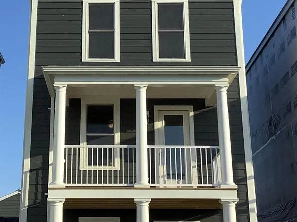 3132 Pirogue Way St, Saint Charles, MO 63301