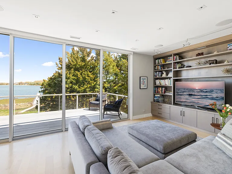 11 Sims Dr — Photo 16