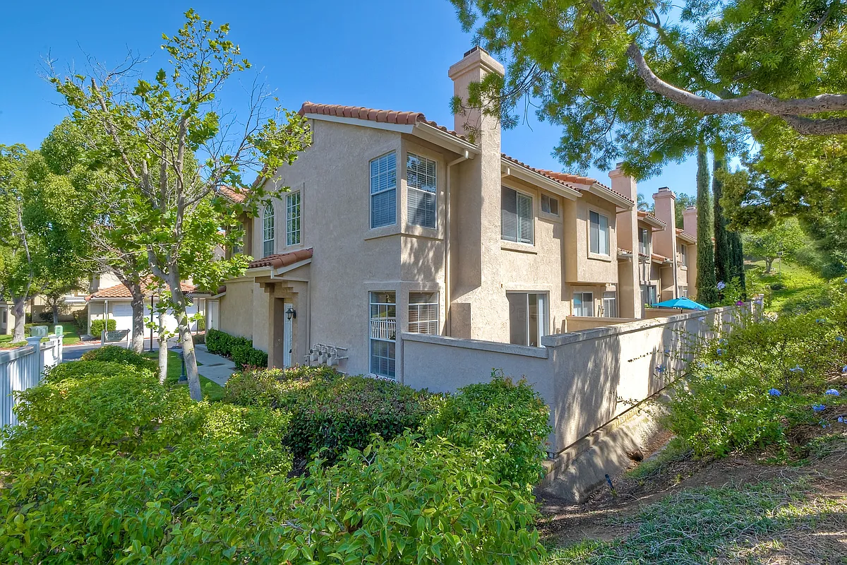 Building Photo - 12340 Creekview Dr