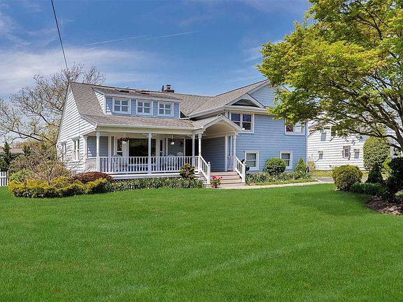2nd image of 112 Peninsula Dr