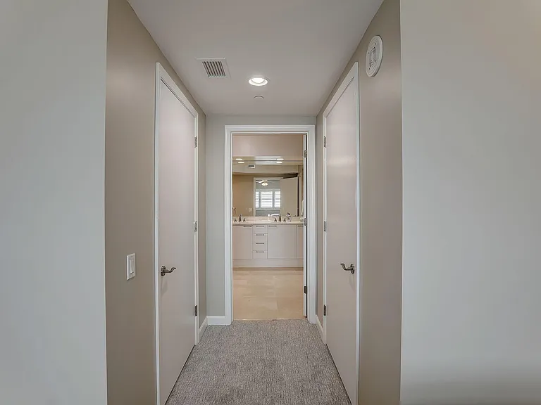 2650 Lake Shore Dr #804 — Photo 20
