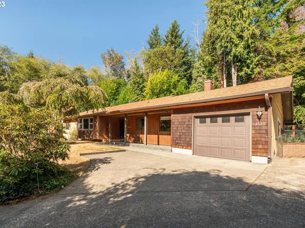 1520 Barham Ter, Coos Bay, OR 97420