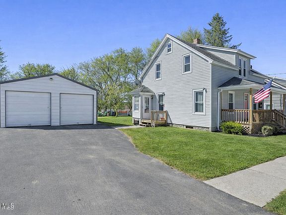 2nd image of 12 Elman Street