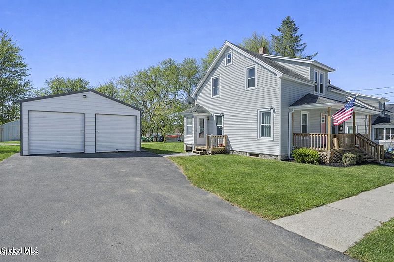 2nd image of 12 Elman Street