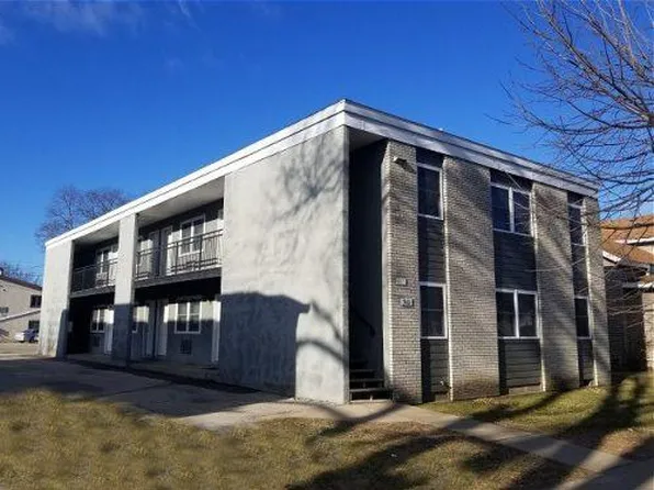 910 8th St S APT 6, La Crosse, WI 54601
