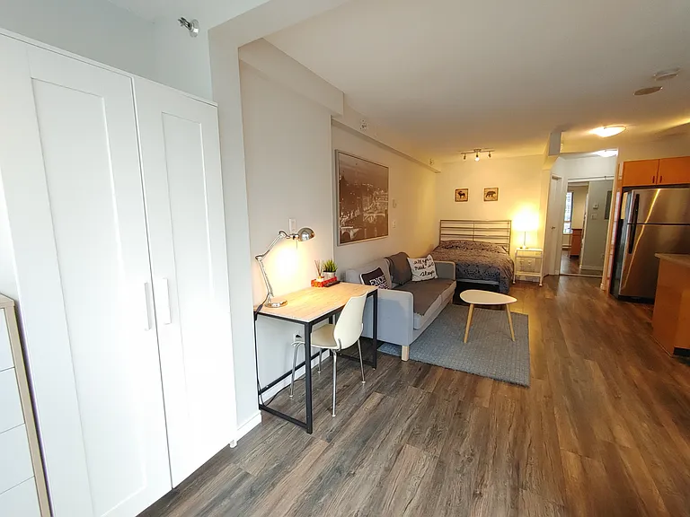939 Homer St — Photo 6