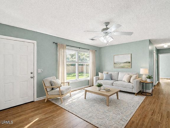 4th image of 2813 4th St