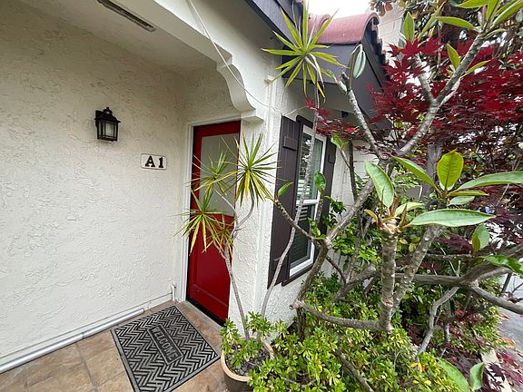 2nd image of 2522 Elden Ave APT A1