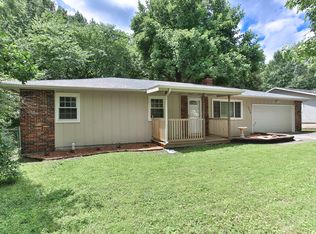 3554 E Fruitwood Ln, Springfield, MO 65809