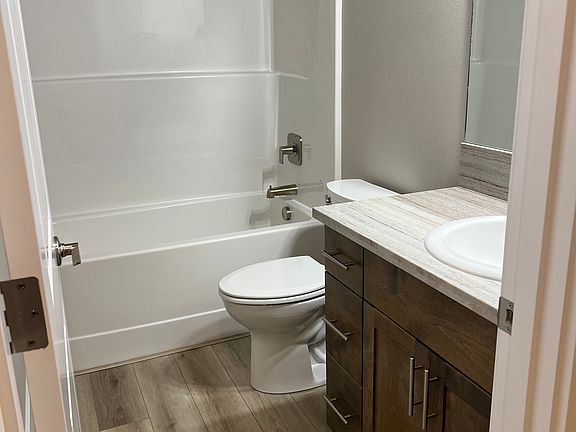 Secondary bathroom
