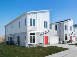 851 NE Bowman Dr, Waukee, IA 50263