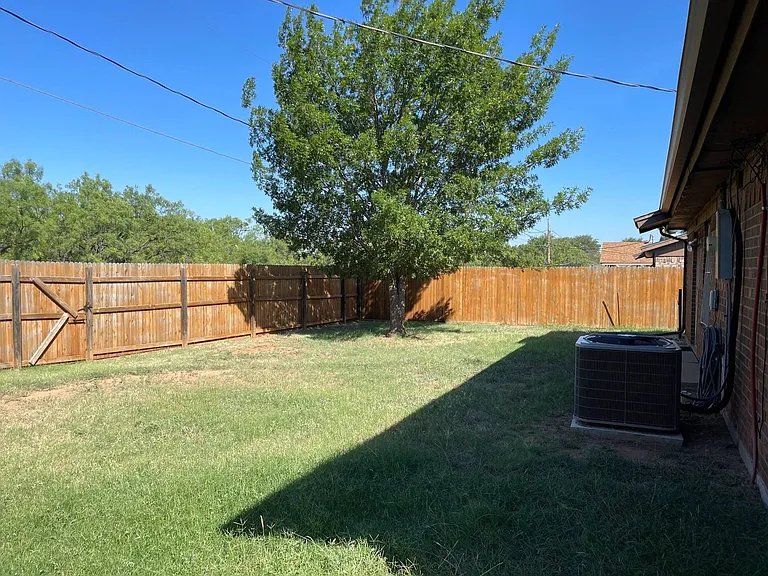 4009 Eastridge Dr — Photo 17