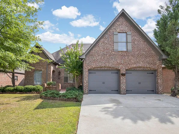 6151 Longmeadow Cir, Trussville, AL 35173