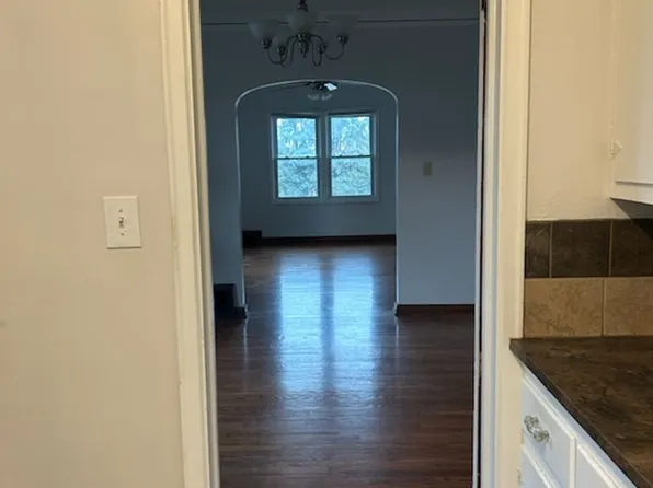 1415 Vinton St #1415, Omaha, NE 68108