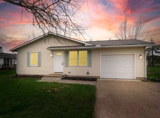 108 North St, Botkins, OH 45306