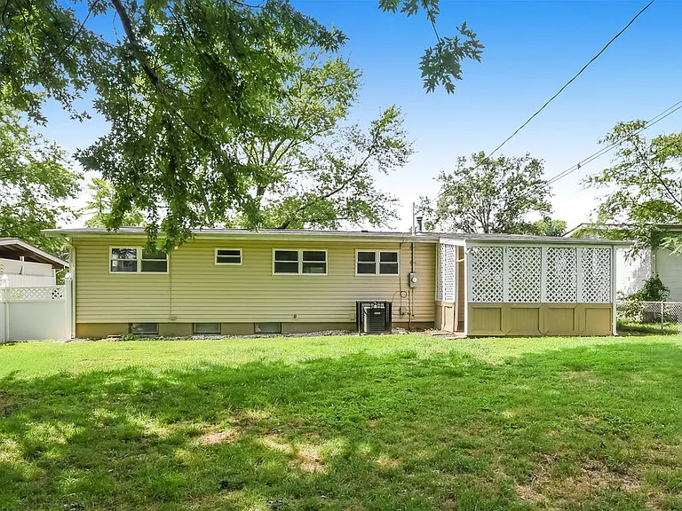 2325 Flamingo Dr — Photo 16