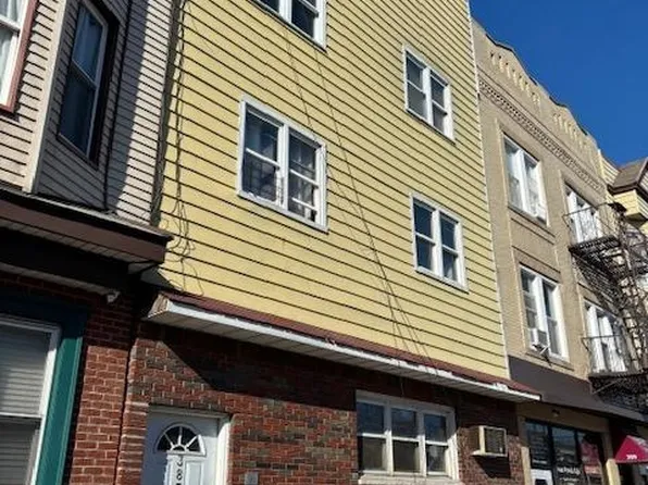 387 Avenue C image 1 of 6