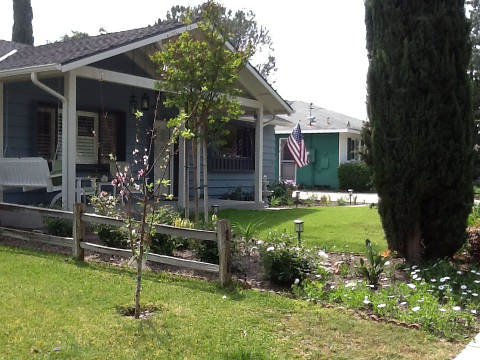 1st image of 220 W Montecito Ave