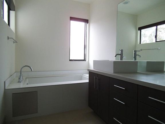 3rd image of 1771 Mathews Ave