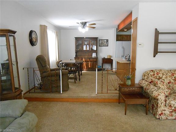 4th image of 6158 Carol Dr