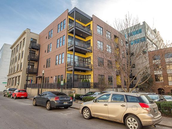 2nd image of 121 N Martin Luther King Blvd #10