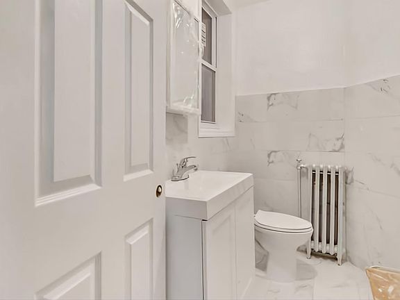 2nd image of 4007 Barnes Ave APT 2