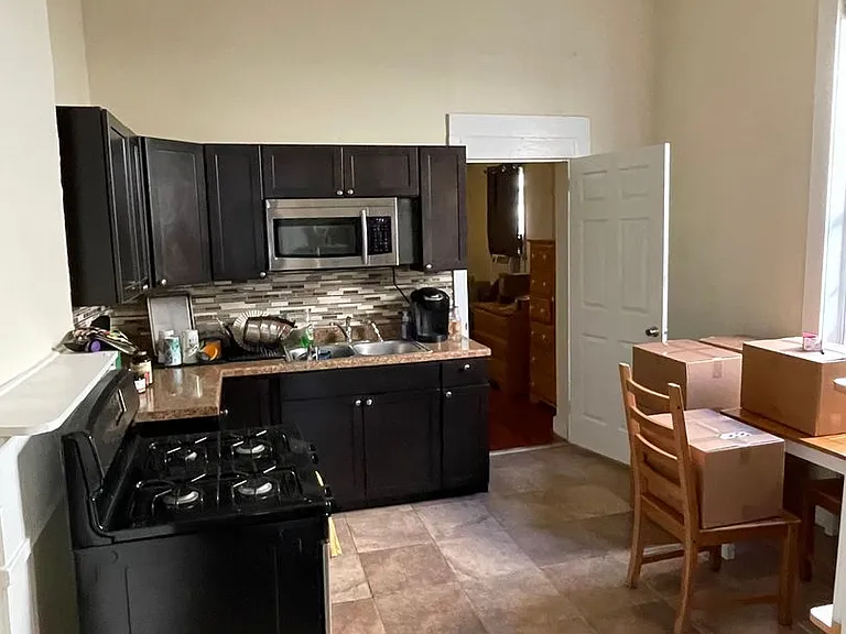 2909-2911 Orleans Ave #2909 — Photo 6
