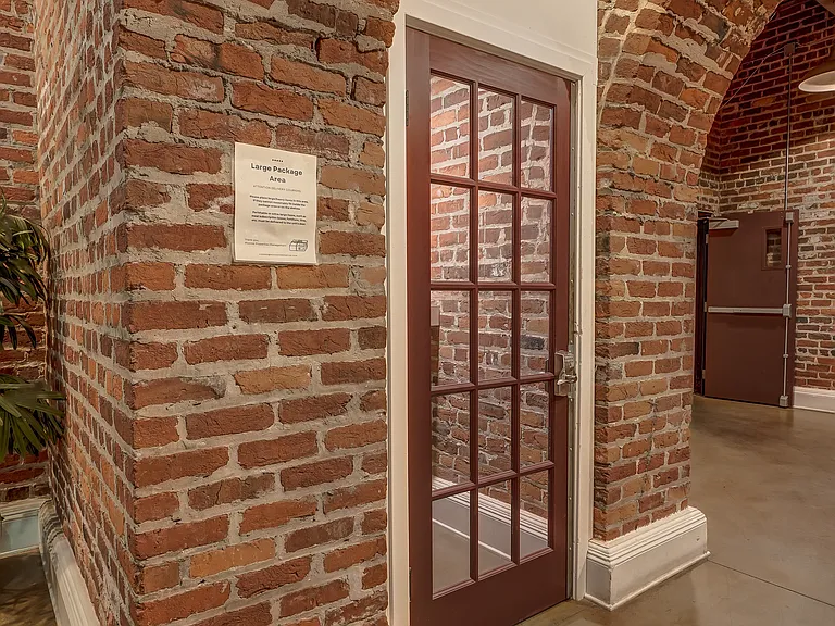 815 Porter St #407 — Photo 27
