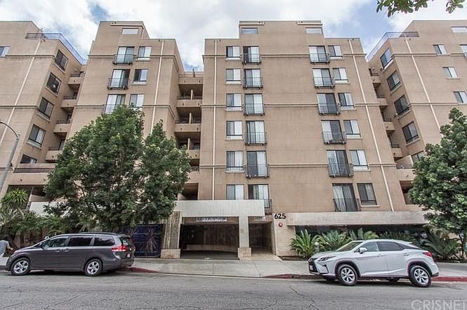 1st image of 625 S Berendo St #610